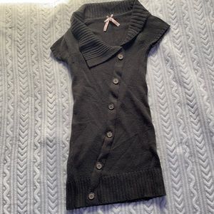 Grey short sleeved long button down sweater